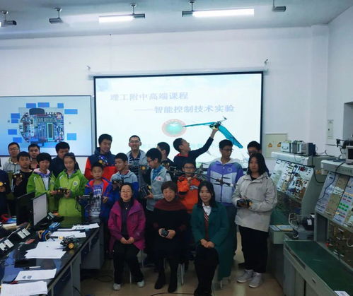 三特 引领科技发展, 发现教育 成就学生成长 我校再次荣获北京市中小学科技示范校称号